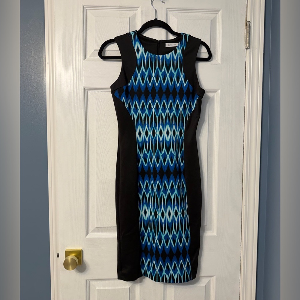 Calvin Klein bodycon pencil dress with blue contrast and color blocking size 4